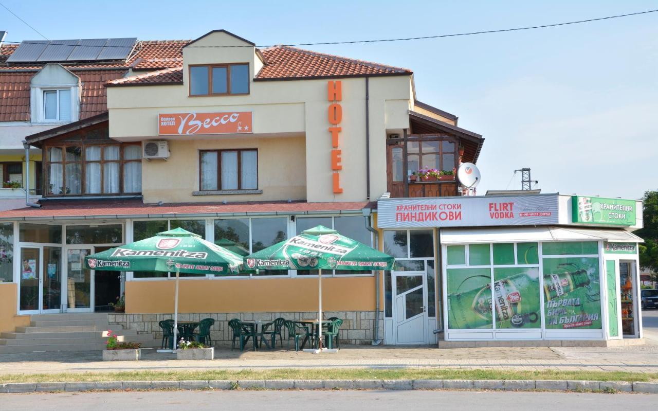 Hotel Wesso Kavarna Esterno foto
